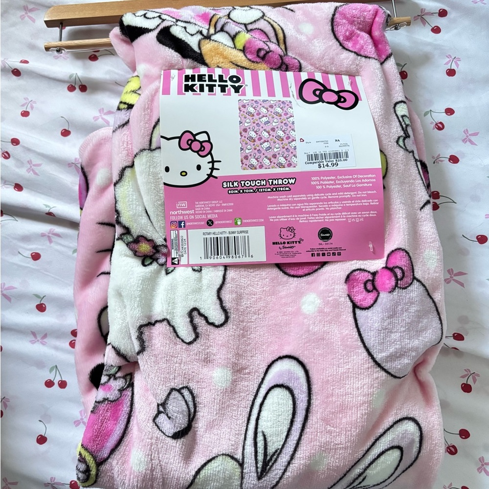Hello Kitty Throw Blanket